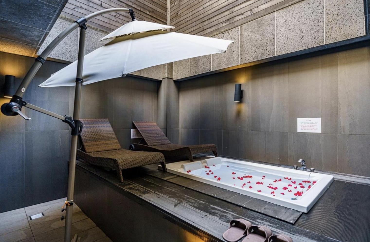 Adlige Hotel Сеул Экстерьер фото